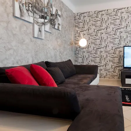 Nakalua * Luxembourg