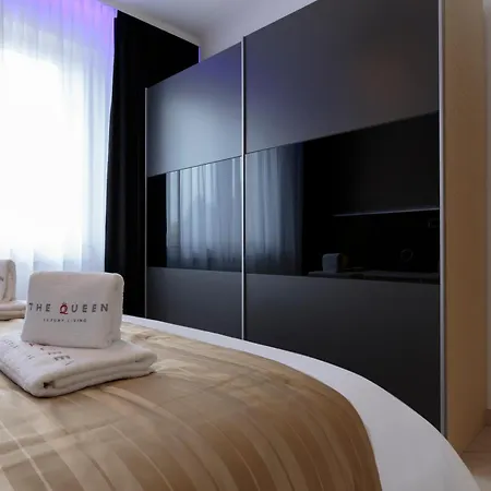 Nakalua Luxembourg By